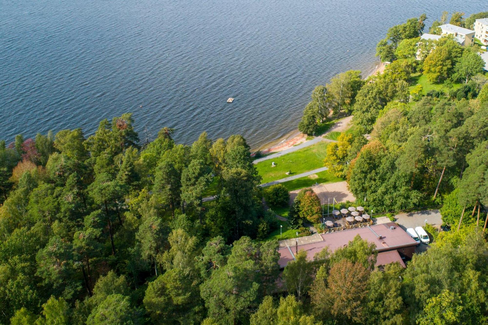 Kallhaellsbaden Strandhotell Ерфелла Экстерьер фото