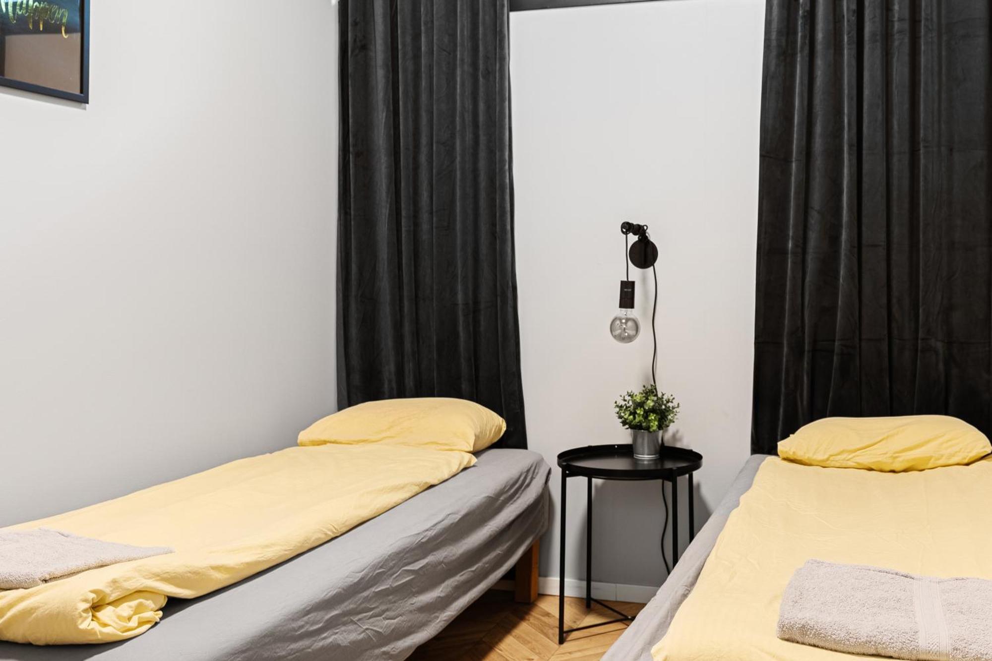 Kallhaellsbaden Strandhotell Ерфелла Экстерьер фото