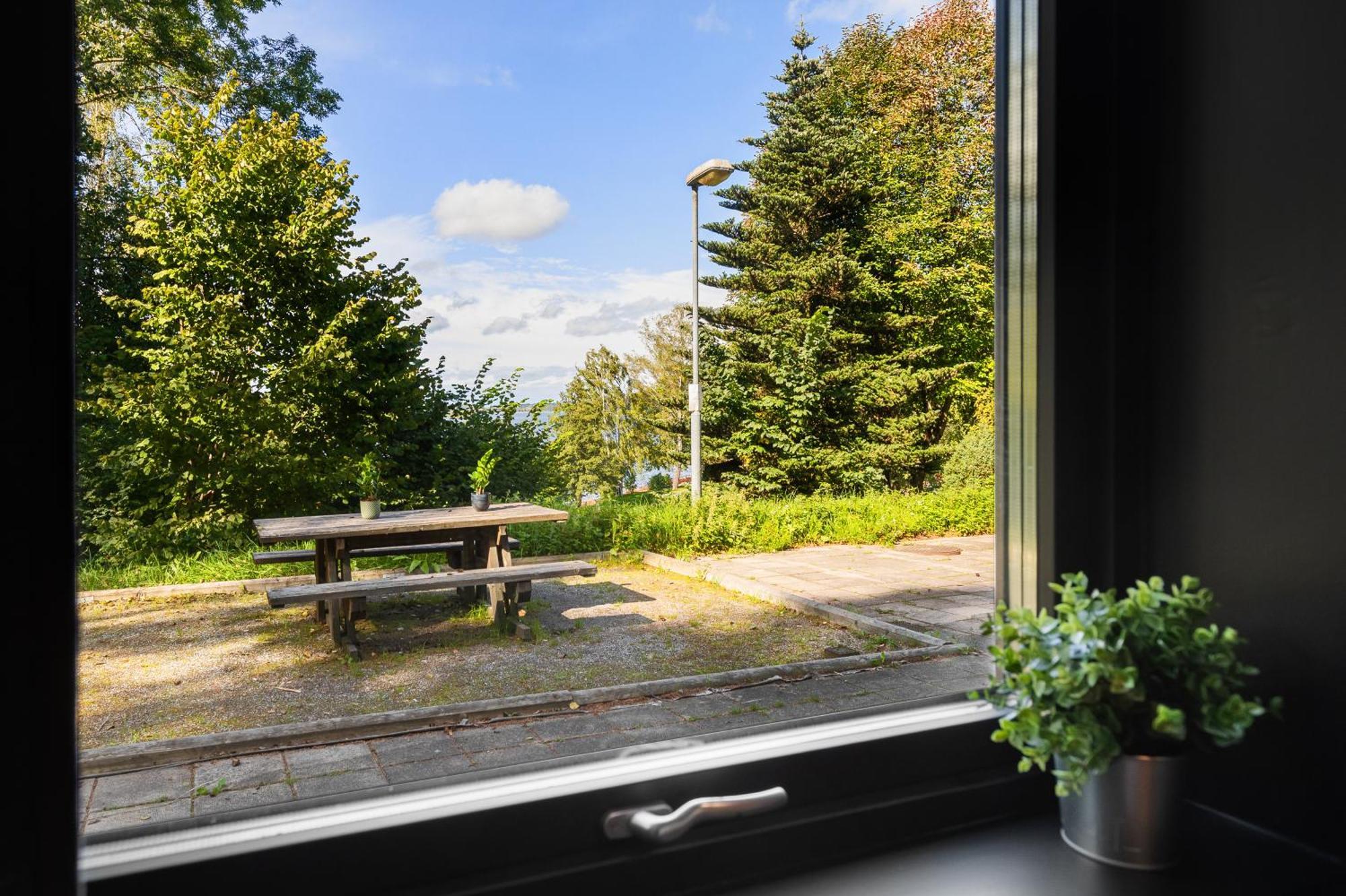 Kallhaellsbaden Strandhotell Ерфелла Экстерьер фото